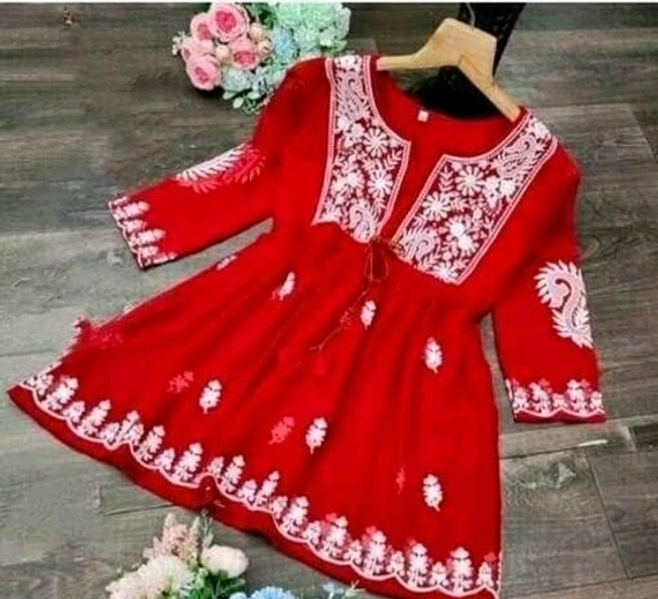 Trendy Ravishing Women Tops & Tunics - Red, XL