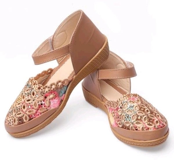 Stylish Brown Sandals for Kids & Girls - 18-21 Months
