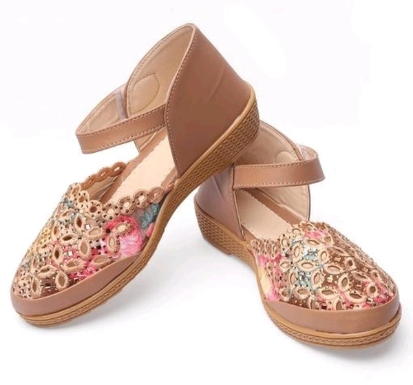 Stylish Brown Sandals for Kids & Girls - 2.5-3 Years