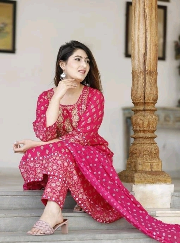 Pink Kurtis Dupatta Set - S
