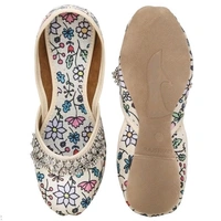 Punjabi Royal Payal Juti - White, IND-7