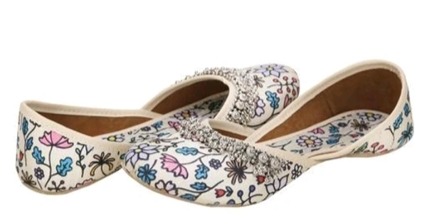 Punjabi Royal Payal Juti - White, IND-7