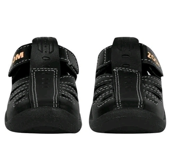Kids Closed Toe Sandal - 3-3.4 Years