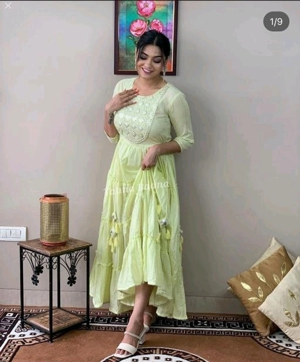 MAX LF/Fully floral embroidery pattern on kurti with beautiful heavy cusion tassels - Madang, M, Rayon