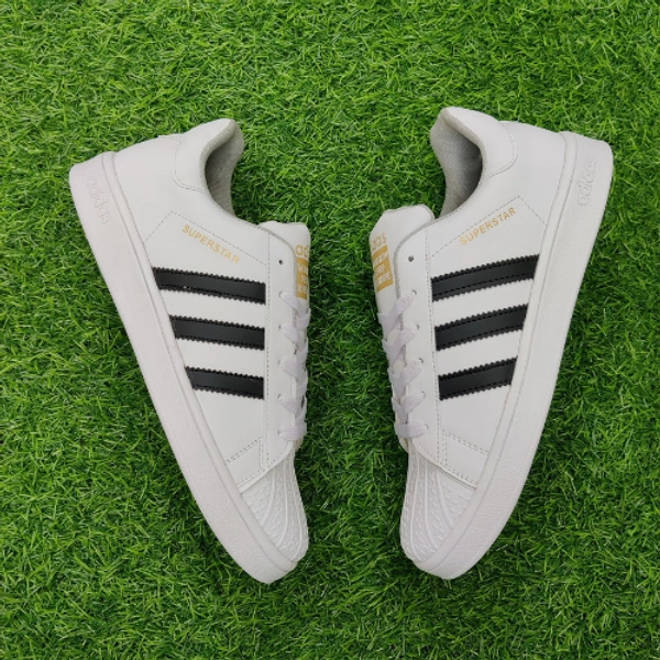 Superstar White - UK 10