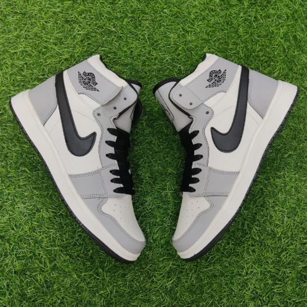Jordan high grey black tick - UK 6