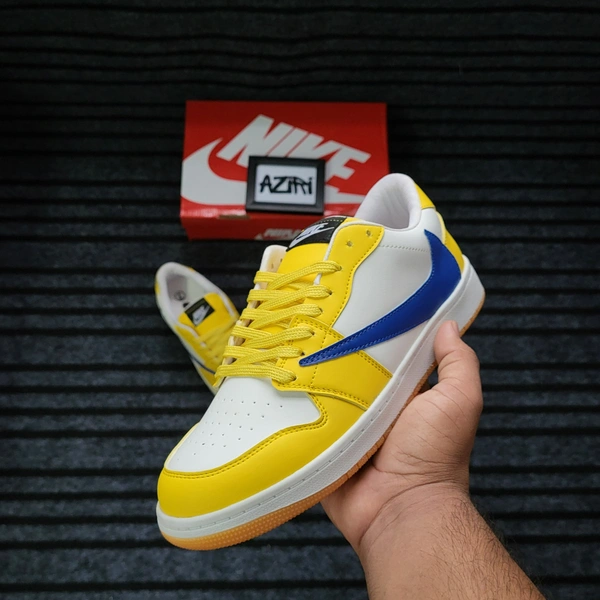 Travis scott canary - UK 9