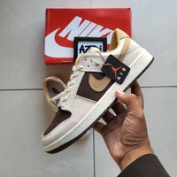 DUNK LOW NEXT NATURE BROWN - UK 7