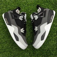 Retro 4 fear pack - UK 7