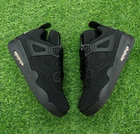 Retro 4 black cat - UK 6