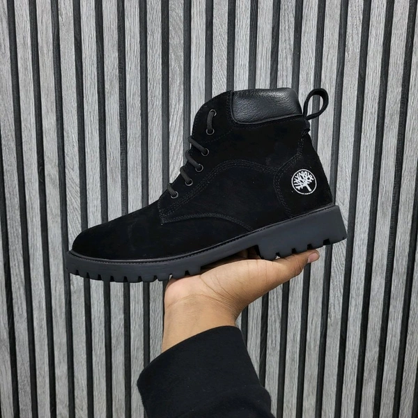 Genuine Leather Boots Black - UK 8