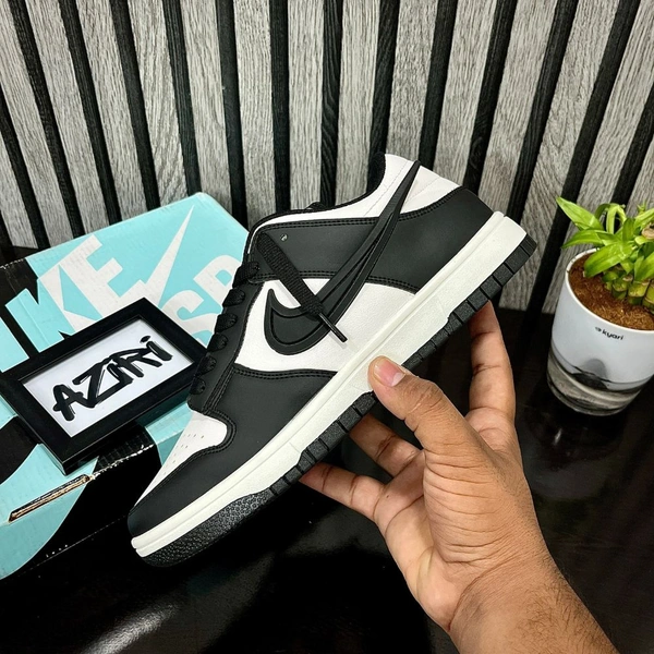 DUNK LOW TWIST PANDA - UK 6