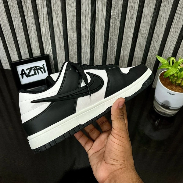 DUNK LOW TWIST PANDA - UK 6