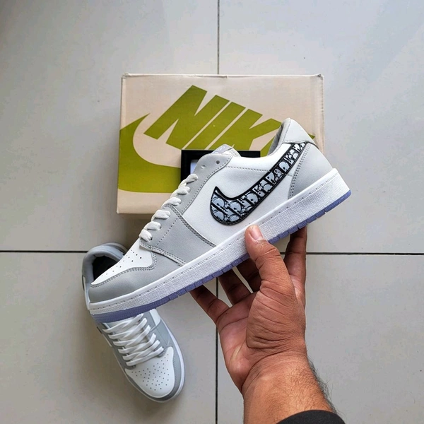 JORDAN LOW DIOR - UK 9