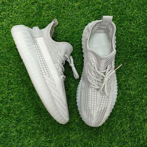 Yeezy Boost 350 V2 グレー/ホワイト Yeezy Boost 350 V2 Cloud White - Trainers | Limited Resell