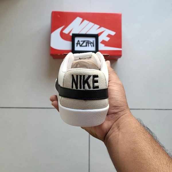 BLAZER LOW '77 JUMBO WHITE - UK 6