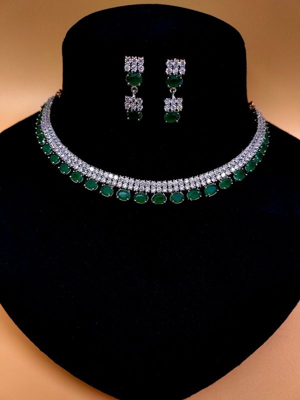 SIRINA Diya Preety Necklace Sets  - Emerald