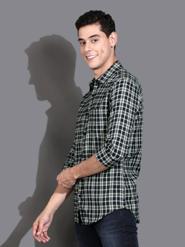 MEN CASUAL SHIRT  - M