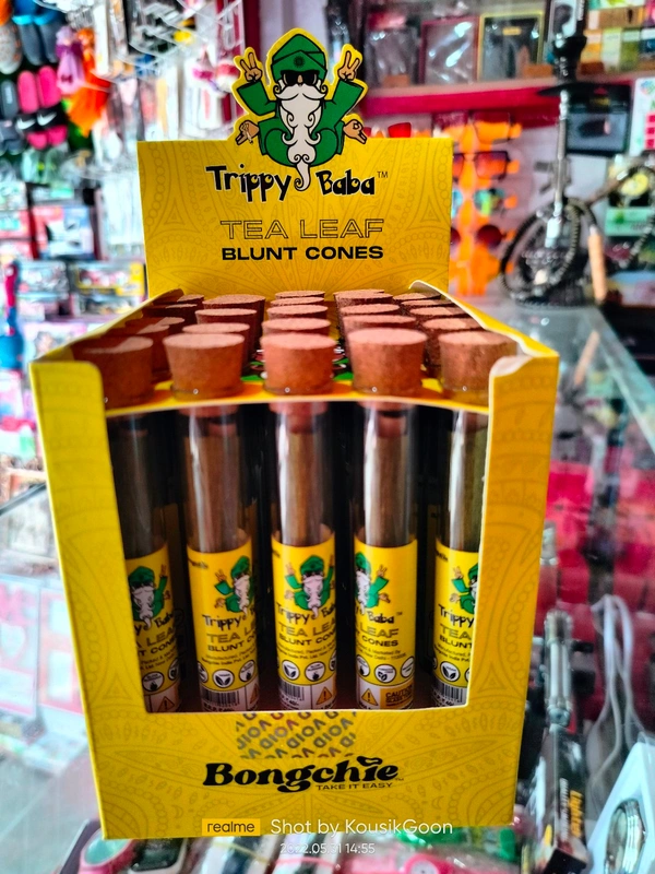 Bongche Trippy Baba Tea Leaf Premium Rolling Paper  - King