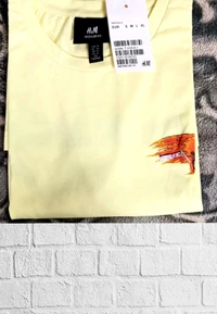 H&M Back printed(Metallica)Tee🧀 - Cream, M
