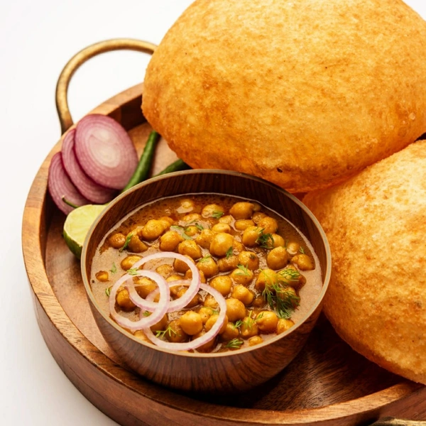 Paneer Chale Bhature  - Full Plate