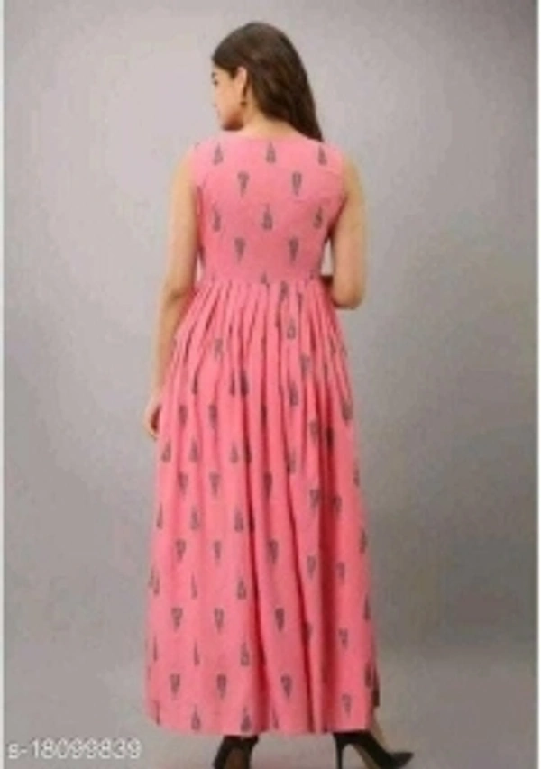 KGN Women Printed Anarkali Kurta - M