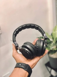 Koniycoi KB3900 BIuetooth Headphone High - Black