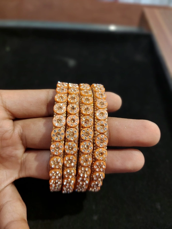 BANGLES 4PC - 2.4 2.6 2.8