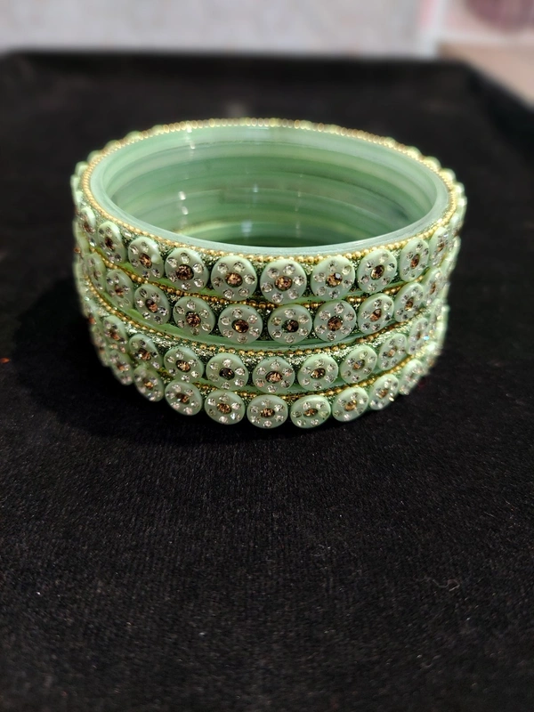 BANGLES 4PC - 2.4 2.6 2.8