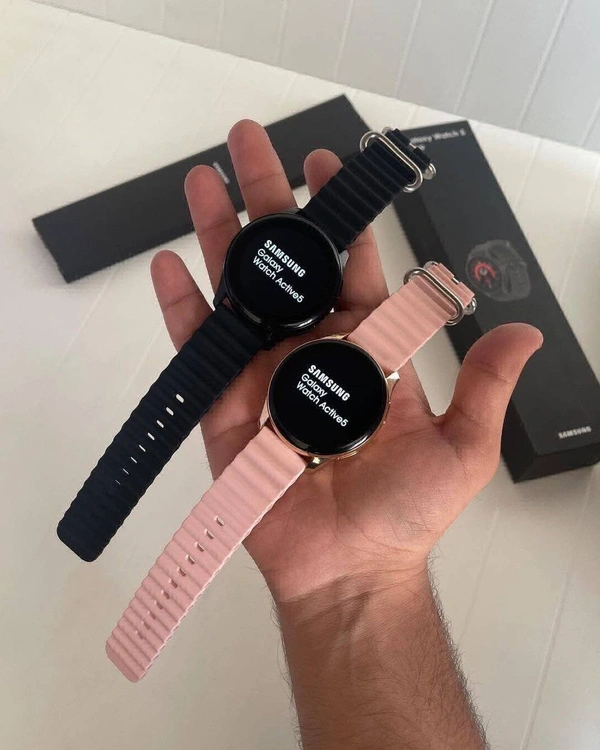 Samsung Galaxy Watch 5 pro PINK