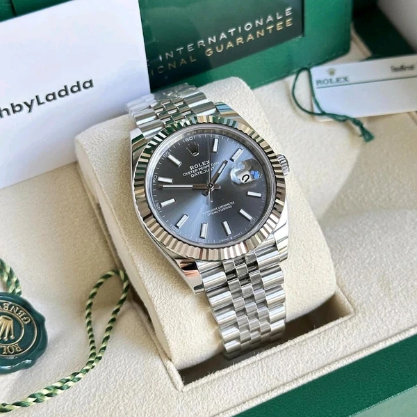 Rolex Oyster Perpetual  - Silver