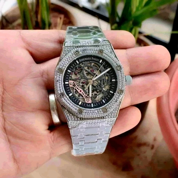 Royal Oak Skeleton Diamond
