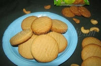 BRITANNIA GOOD DAY CASHEW COOKEIS GET 28% EXTRA 