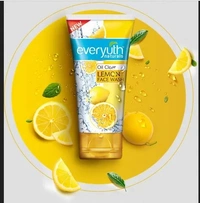 EVERYUTH NATURALS BRIGHTENING LEMON & CHERRY FACE WASH 50GM