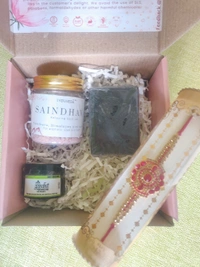 Rakshabandhan Gift Hamper - For Sister, Medium