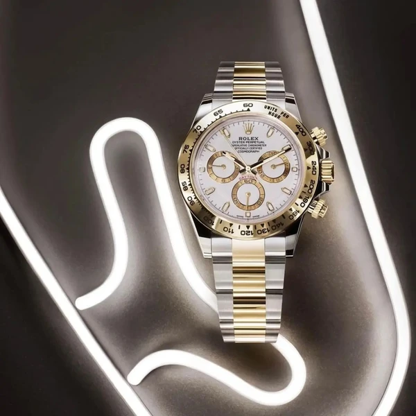 Rolex cosomograph Daytona white dial watch