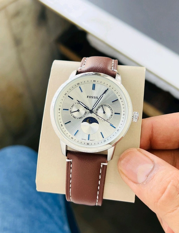 Fossil Moonphase