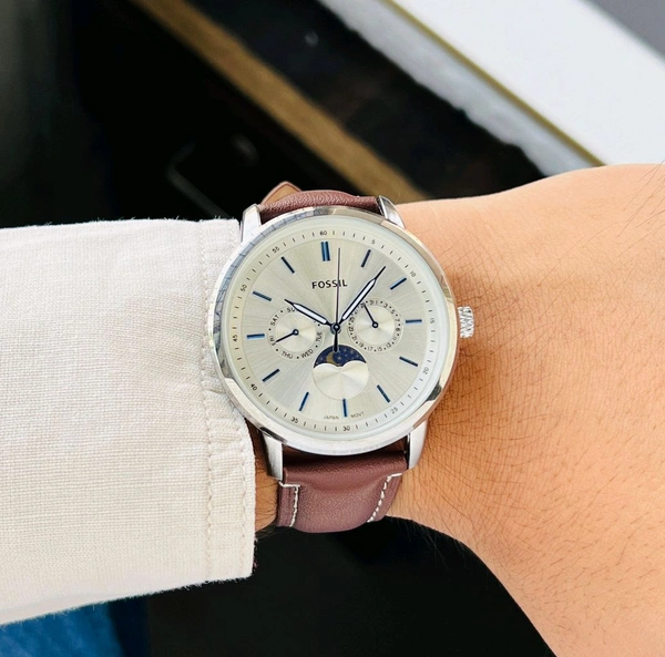 Fossil Moonphase