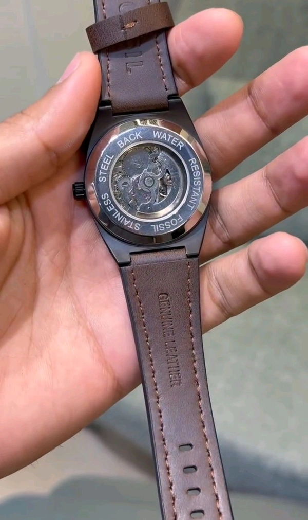 FOSSIL EVERETT SKELETON AUTOMATIC 