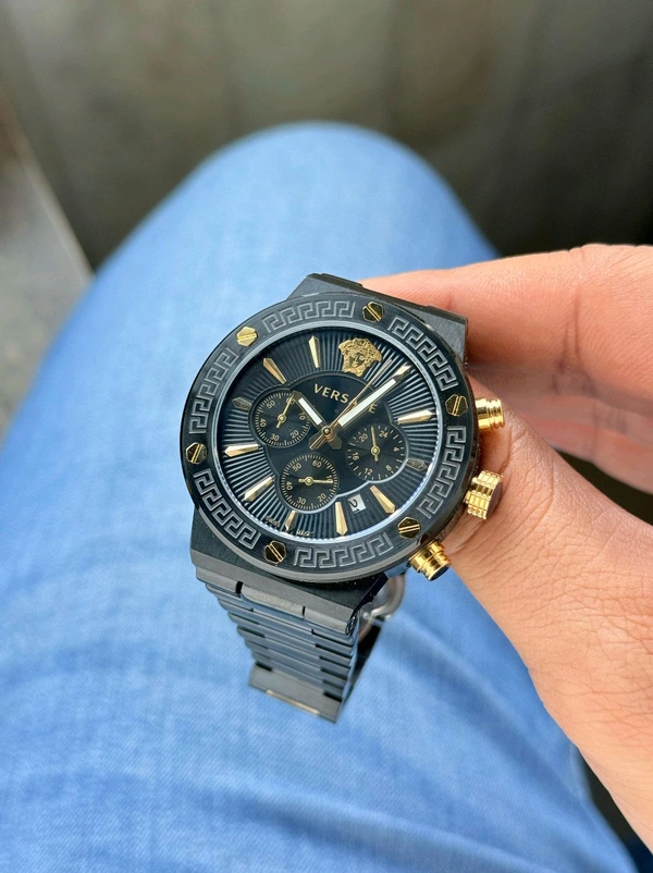 VERSACE