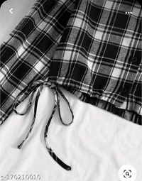 Classic Modern Women & Tunics - Sizes:
XS S M L
