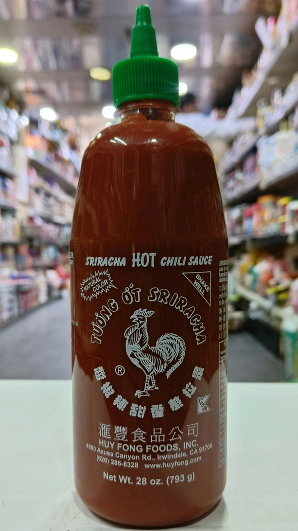 TUONG OT SRIRACHA  SRIRACHA HOT CHILI SAUCE  - 793g