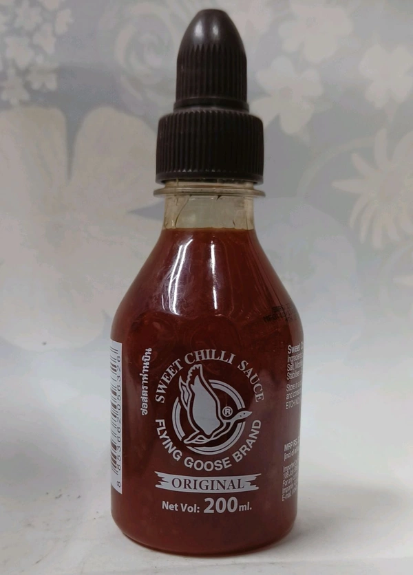 FLYING GOOSE SWEET CHILLI SAUCE ORIGINAL  - 200ml