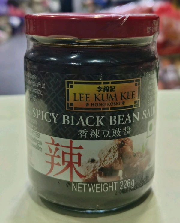 LEE KUMKEE SPICY BLACK BEAN SAUCE  - 226g