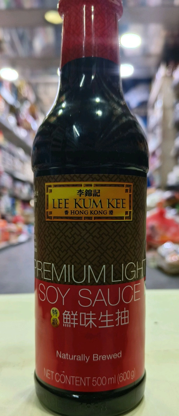 LEE KUM KEE PREMIUM LIGHT SOY SAUCE  - 500ml