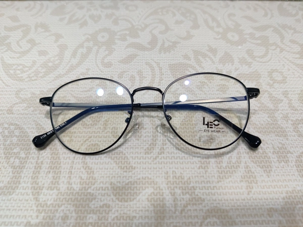 Leo 3138 - Black, 48
