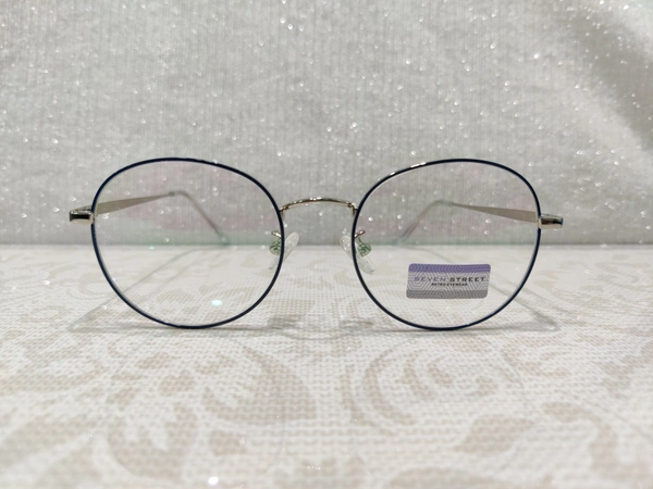Seven Street 3174 - Silver, 50