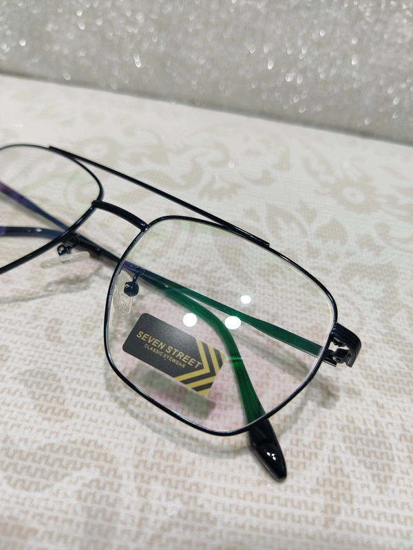 Seven Street 35022 - Black, 54