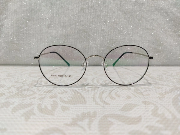 Metal 8016 - Black, 48