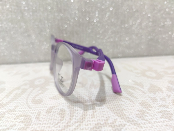 Clk 106 - Wisteria, 44